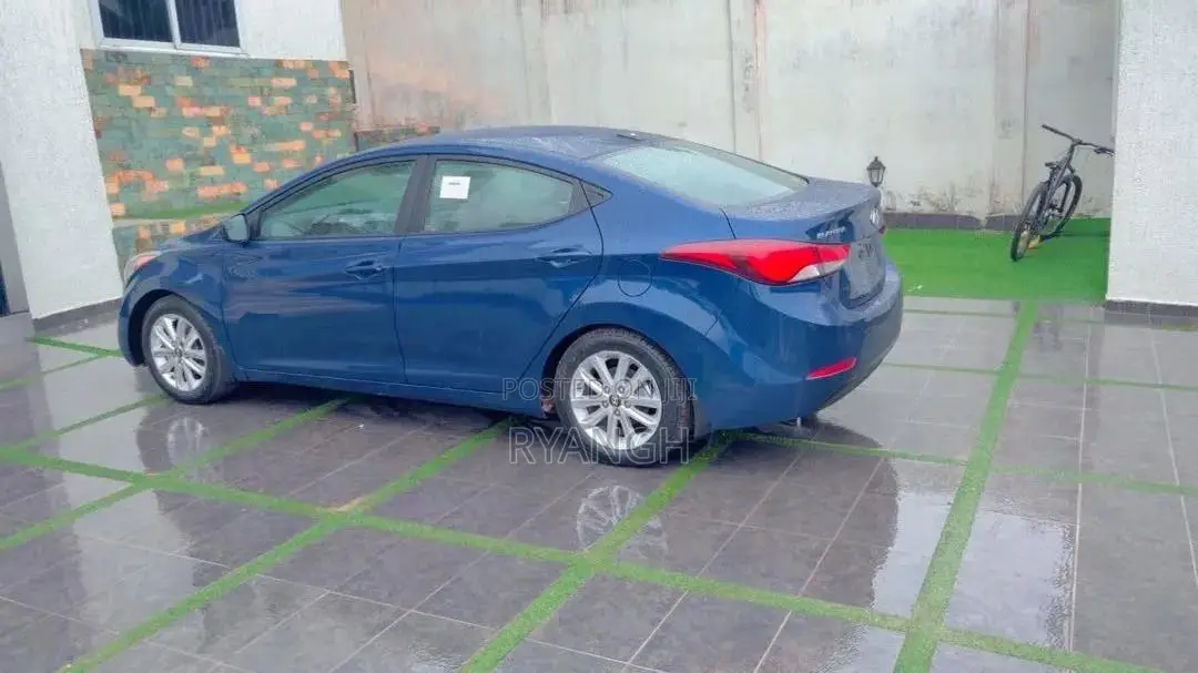 Hyundai Elantra 2016 Blue
