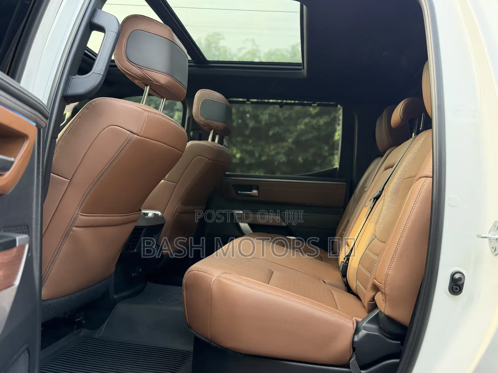 Toyota Tundra 1794 Edition CrewMax 5.5' Bed 2024 White