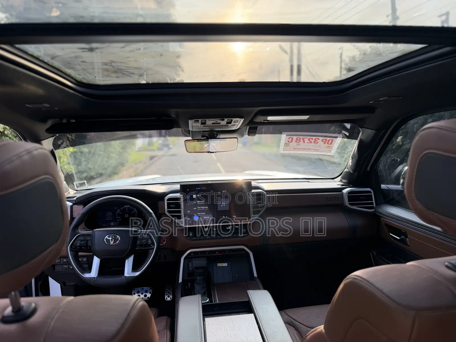 Toyota Tundra 1794 Edition CrewMax 5.5' Bed 2024 White