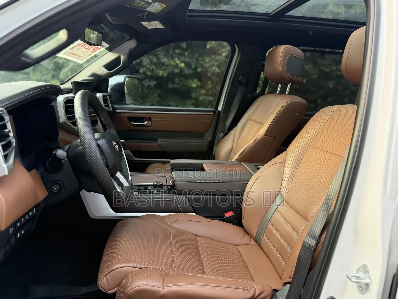 Toyota Tundra 1794 Edition CrewMax 5.5' Bed 2024 White