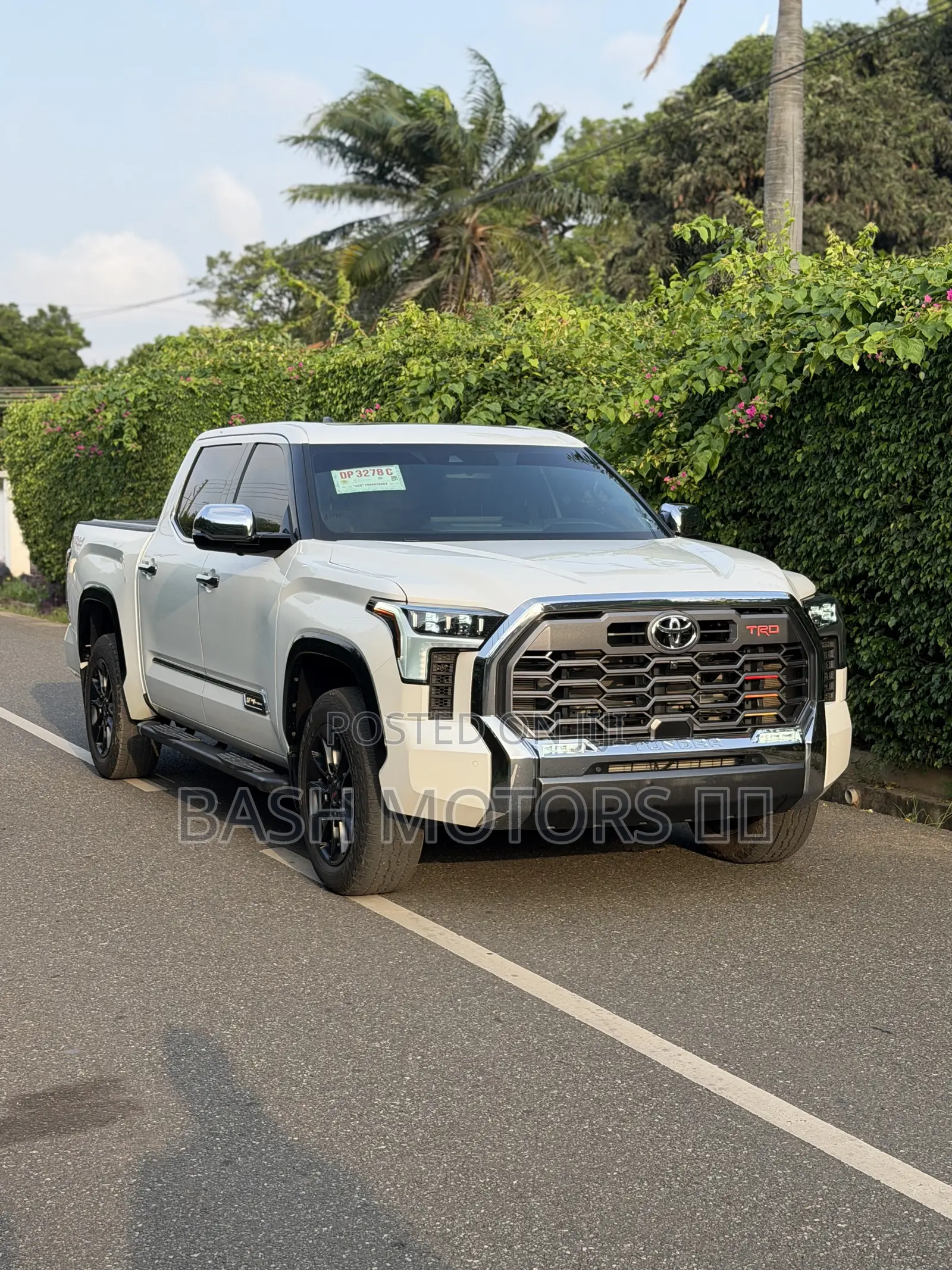 Toyota Tundra 1794 Edition CrewMax 5.5' Bed 2024 White