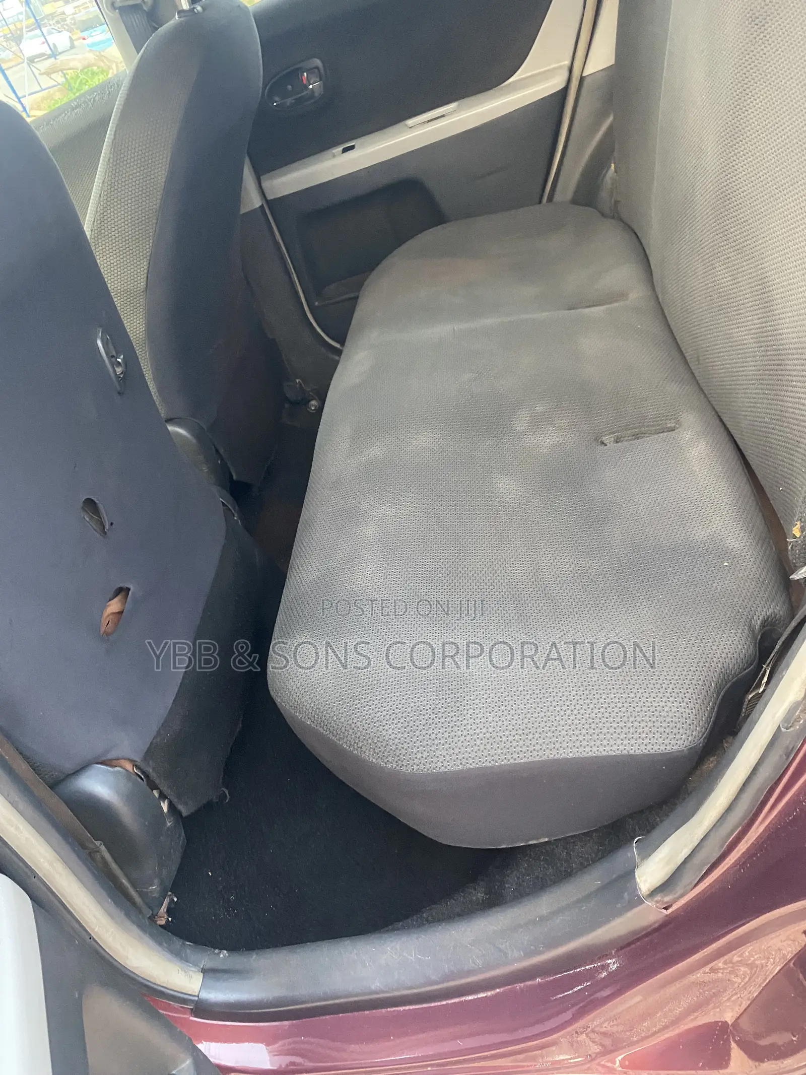 Toyota Vitz 2010 Brown