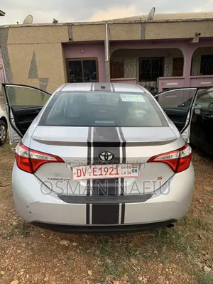 Toyota Corolla L 4dr Sedan (1.8L 4cyl 4A) 2015 Silver