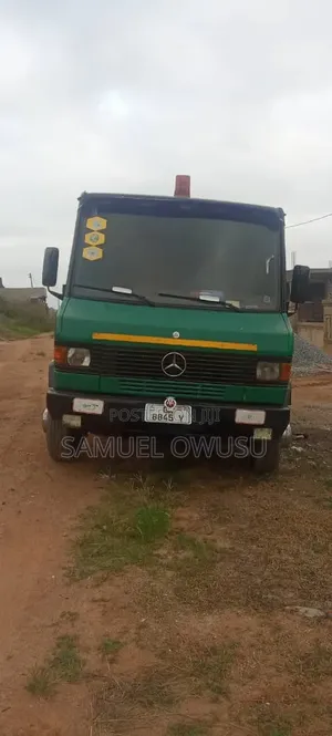 Mercedes-Benz T2 2003 Green