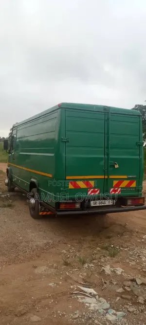 Mercedes-Benz T2 2003 Green