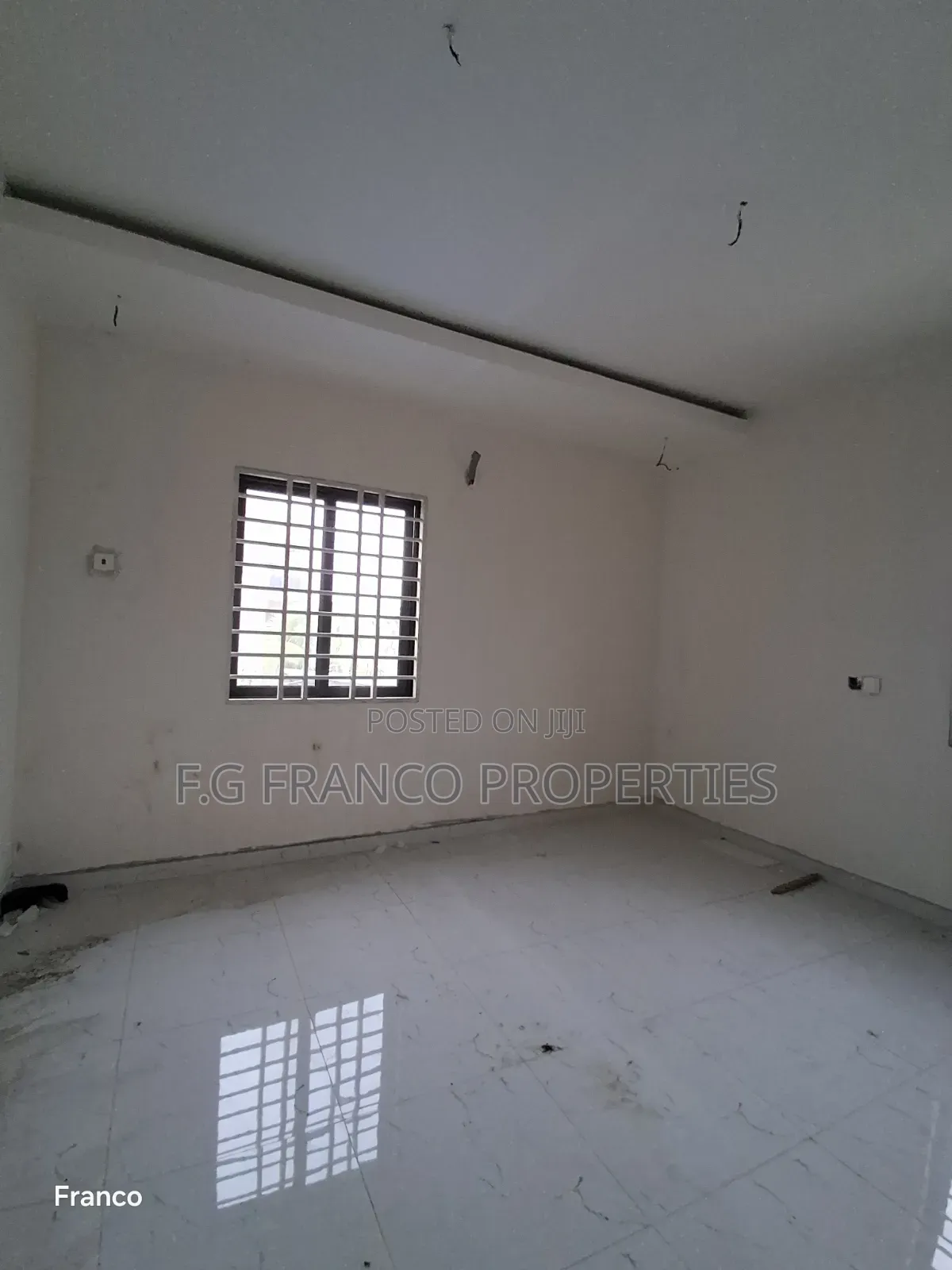 3bdrm House in Kg Franco Properties, Baatsona Total for sale