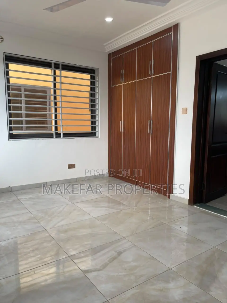 3bdrm House in Ashaley Botwe for sale