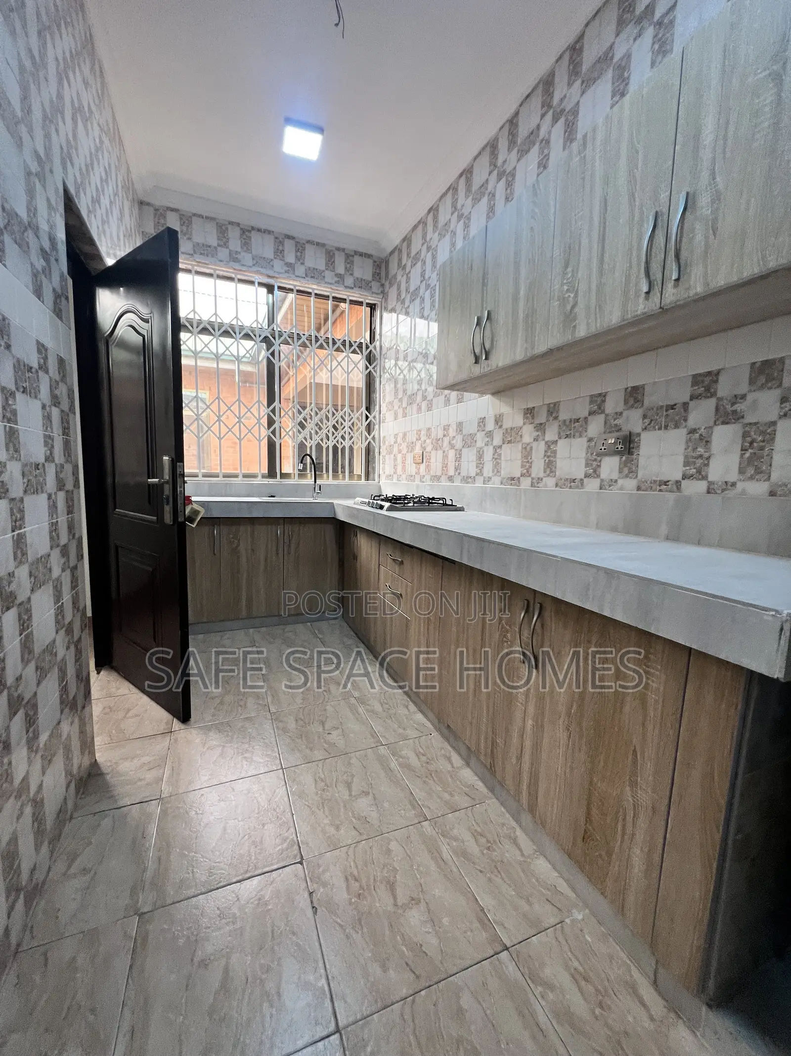 2bdrm Apartment in Burma Camp for rent