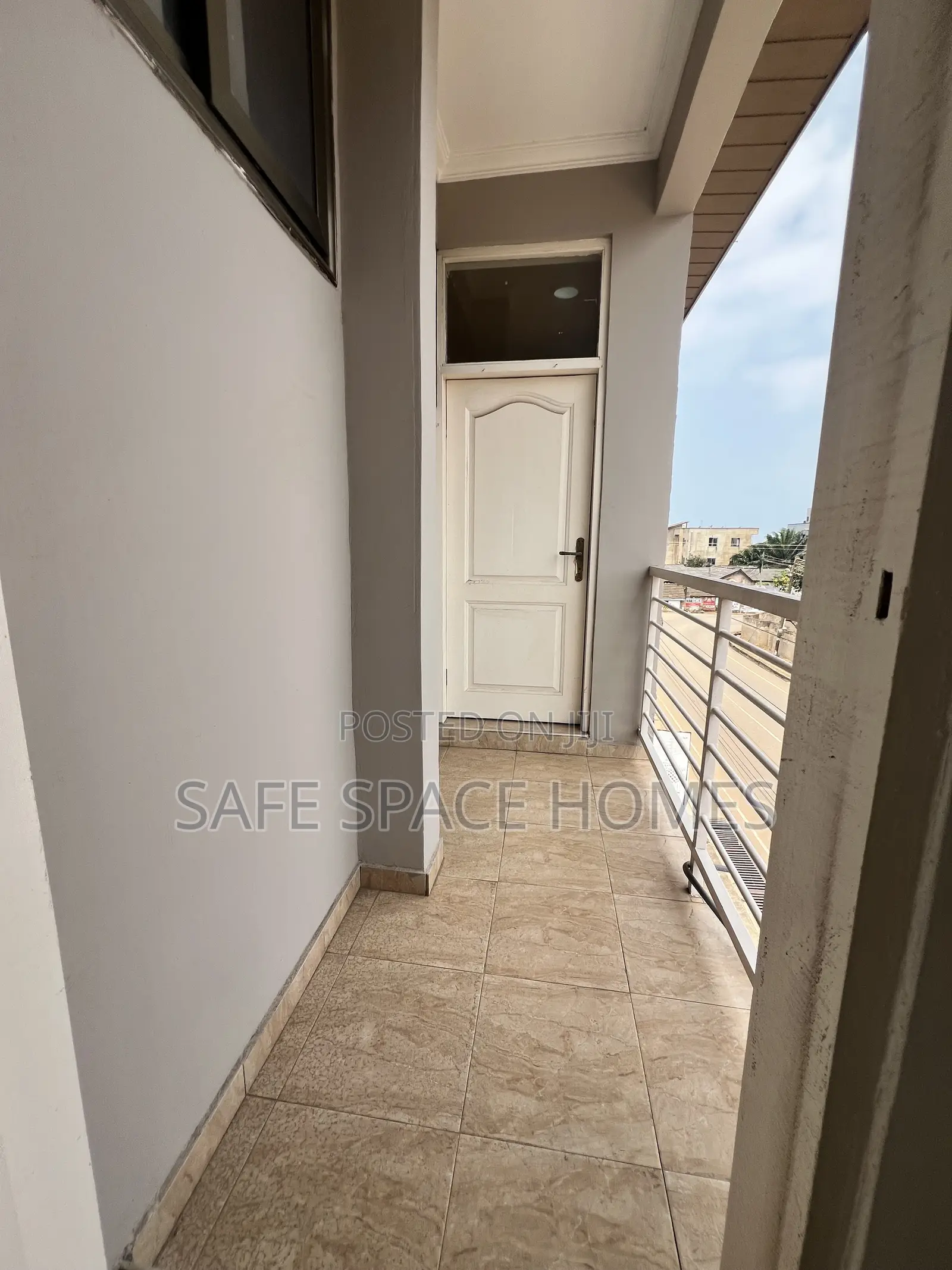 2bdrm Apartment in Burma Camp for rent