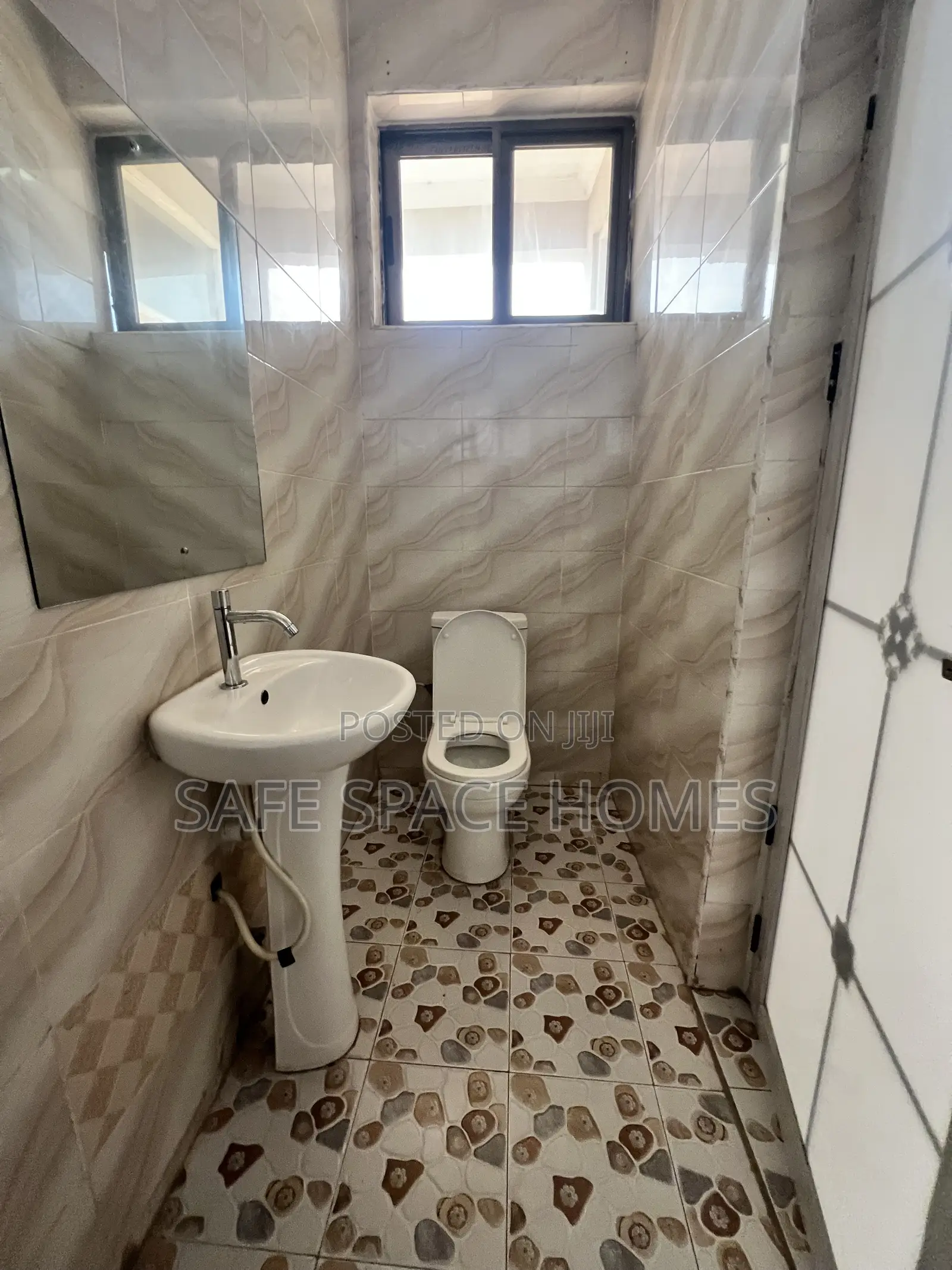 2bdrm Apartment in Burma Camp for rent