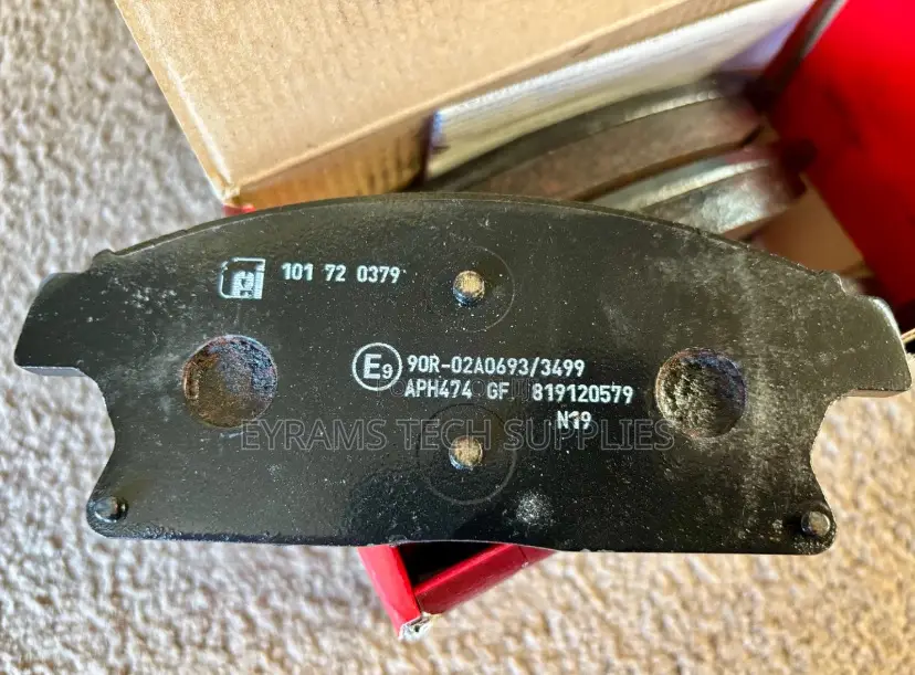 Eicher Brake Pads X4 