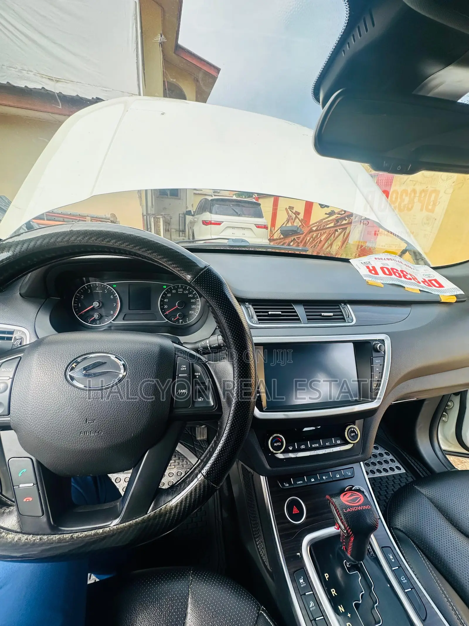 Car 2016 White