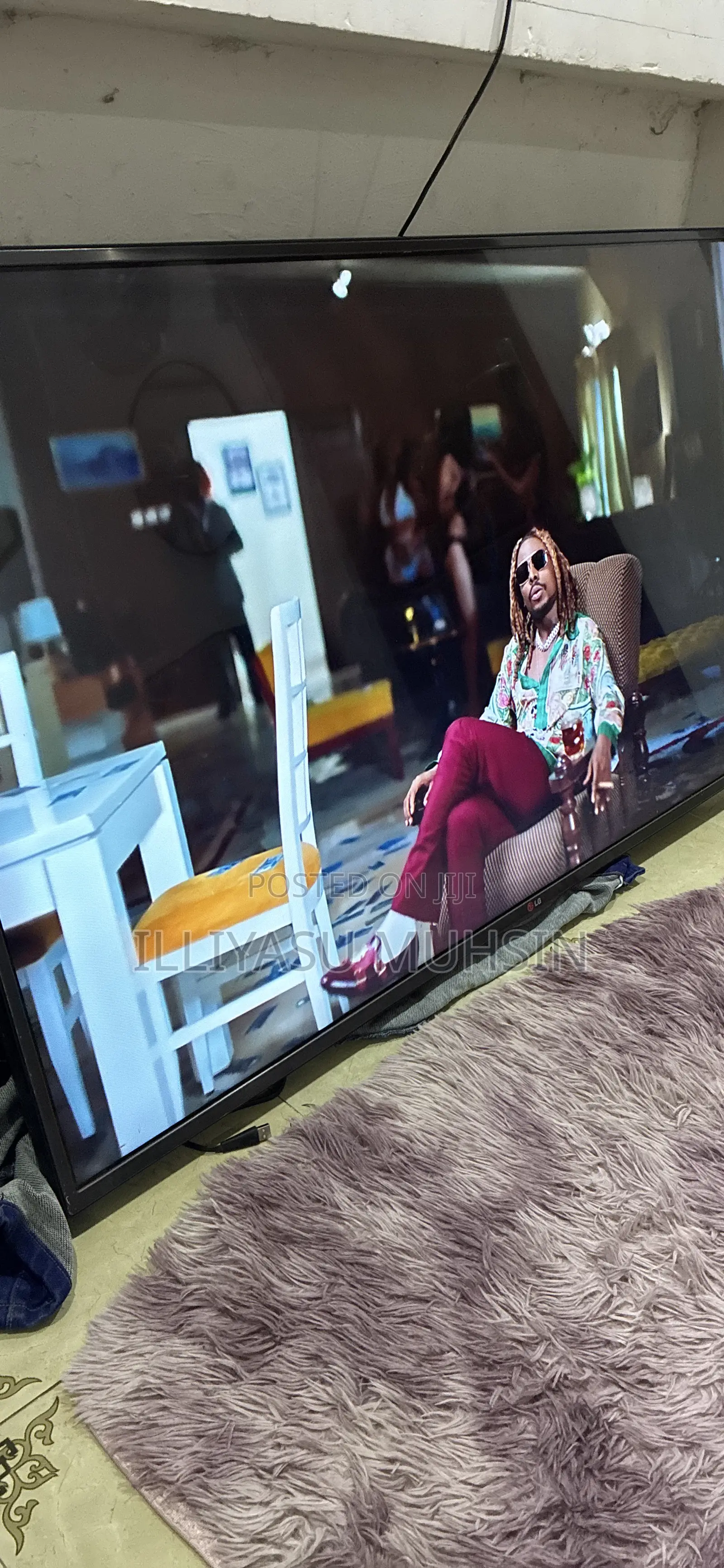 LG 55-Inch Smart TV – Clean Working Perfectly