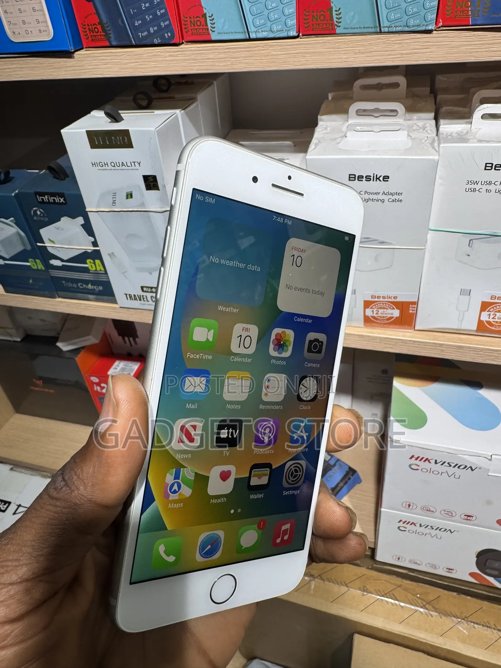 Apple iPhone 8 Plus 64 GB White