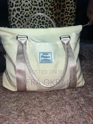 Flodabble Traveling Bag