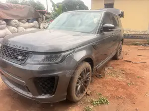 Land Rover Range Rover Sport SE Td6 4x4 (3.0L 6cyl 8A) 2016 Gray