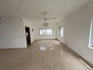5bdrm House in The Greens Estate, Community 25 for rent