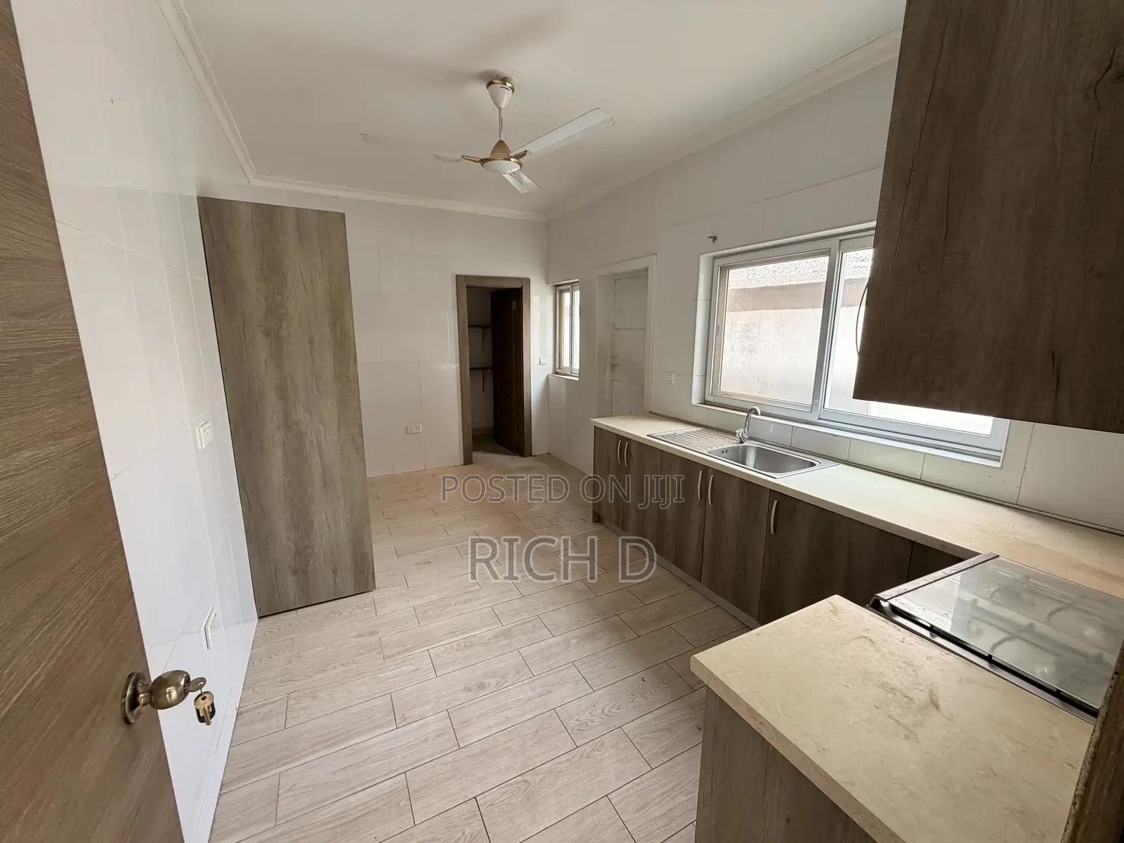 5bdrm House in The Greens Estate, Community 25 for rent