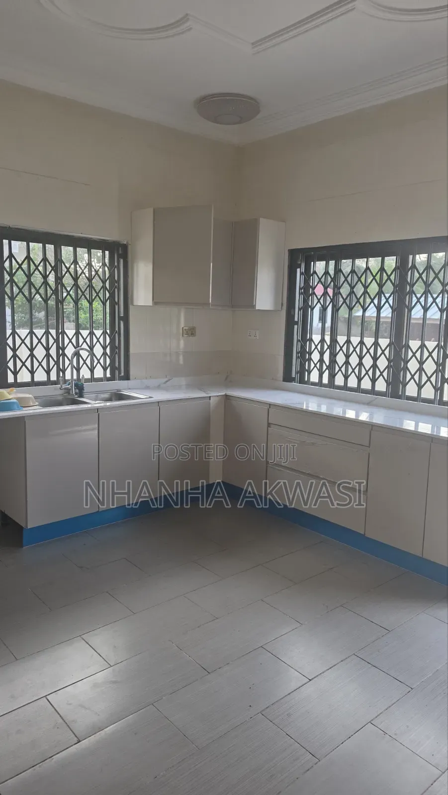 4bdrm House in Community 18, Sakumono for rent