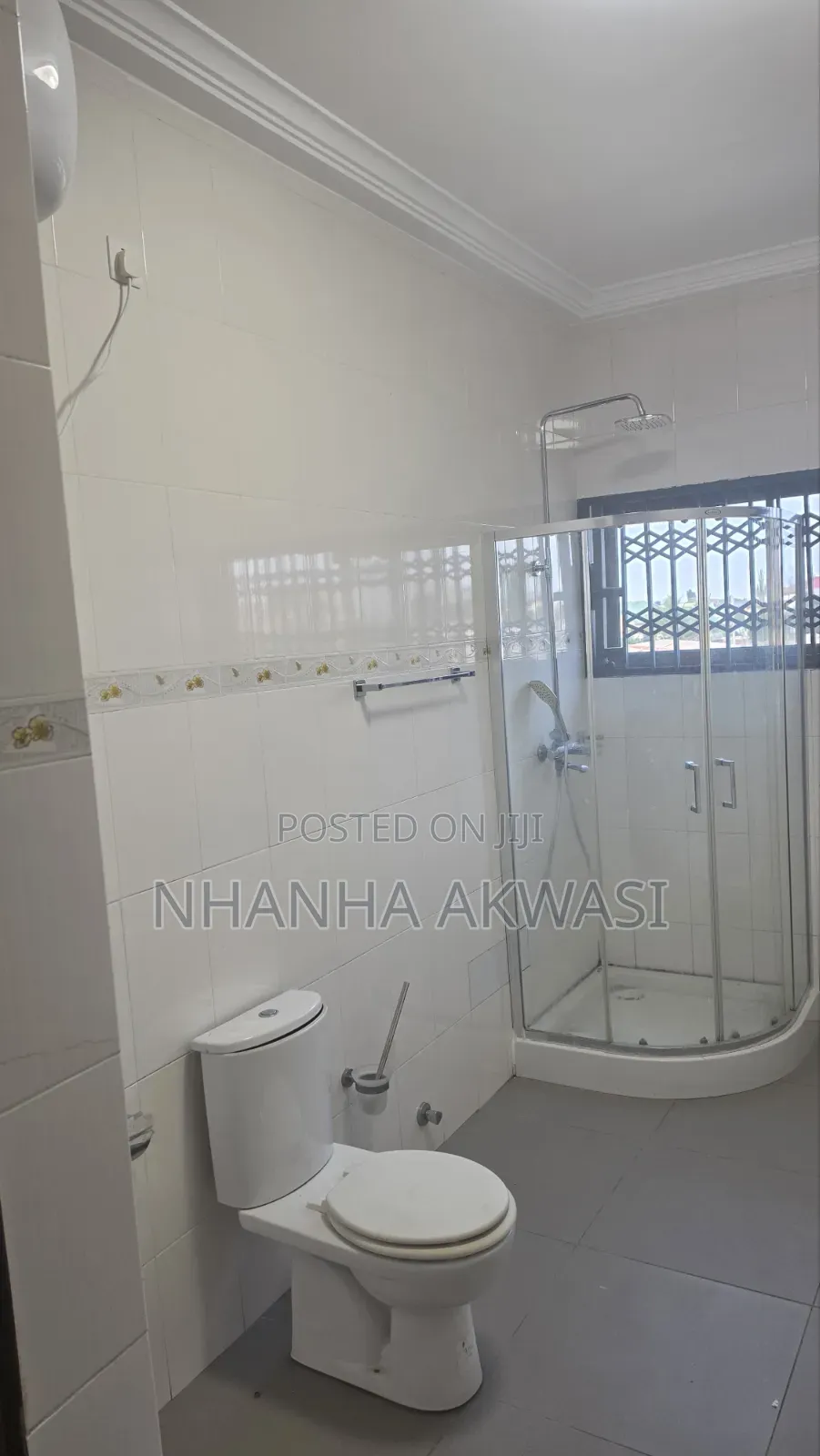 4bdrm House in Community 18, Sakumono for rent