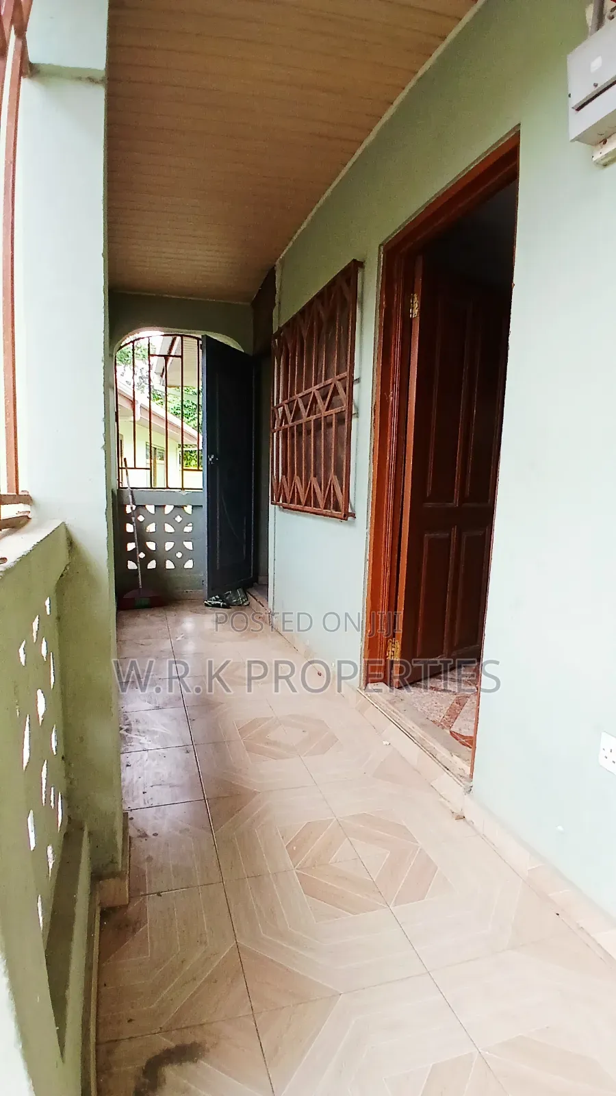 1bdrm Apartment in Opoku Nsiah, New-Juaben Municipal for rent