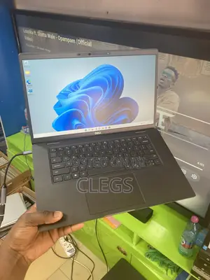 Laptop Dell Latitude 7520 16GB Intel Core i7 SSD 512GB