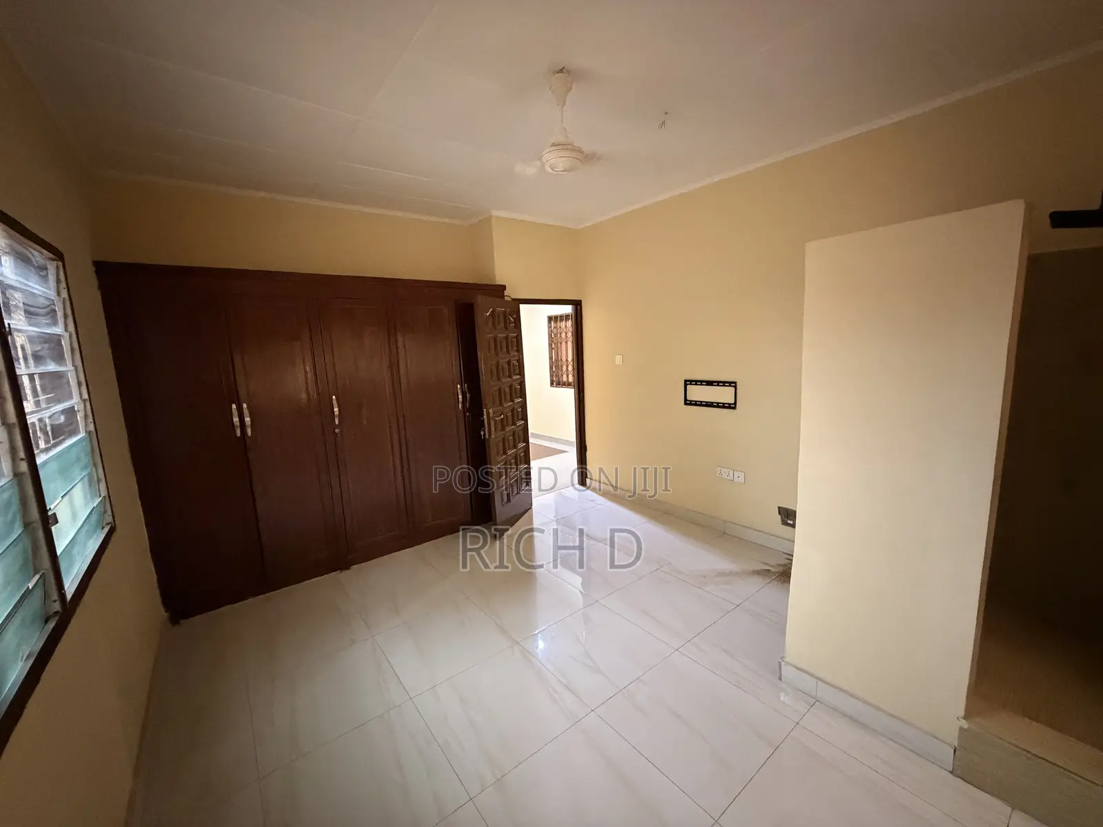 3bdrm House in Community 25 for rent
