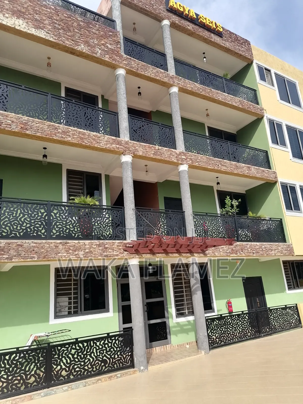 Furnished 2bdrm Apartment in Behind China Mall, Amasaman for rent