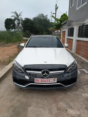 Mercedes-Benz C300 2017 White