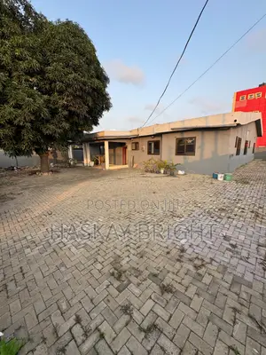 7bdrm House in Achimota for rent