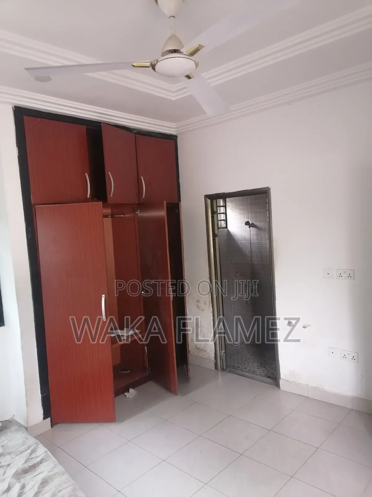 3bdrm House in Waka Properties, Amasaman for sale