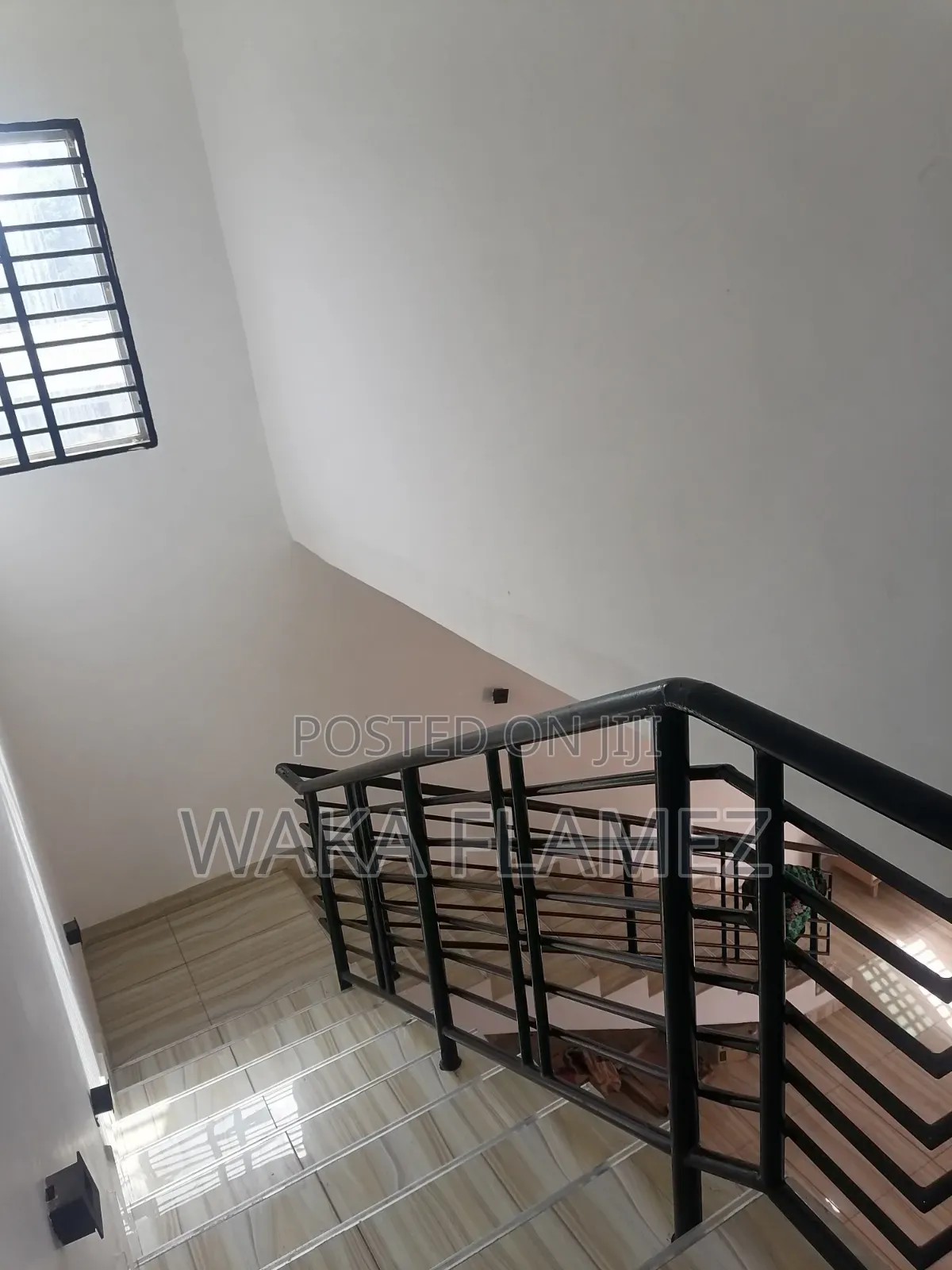 3bdrm House in Waka Properties, Amasaman for sale