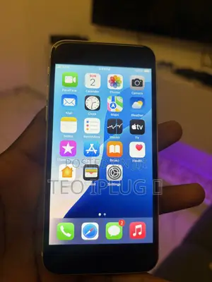 Apple iPhone SE (2020) 128 GB White