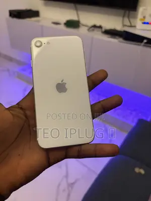 Apple iPhone SE (2020) 128 GB White