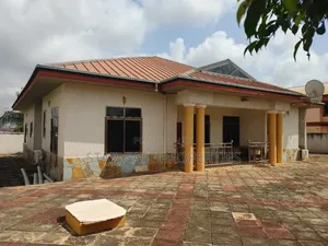 5bdrm House in Santasi Nkoransa, Kumasi Metropolitan for rent