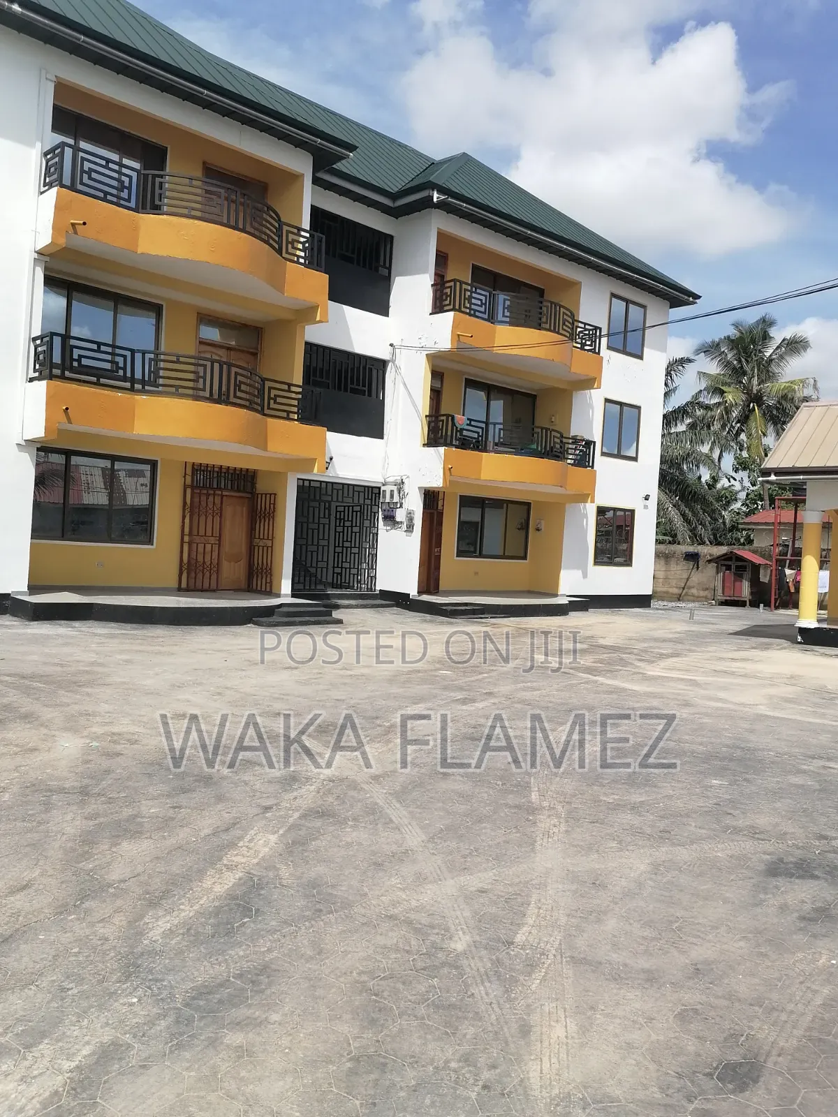 2bdrm Apartment in Medie Voltic Side, Amasaman for rent