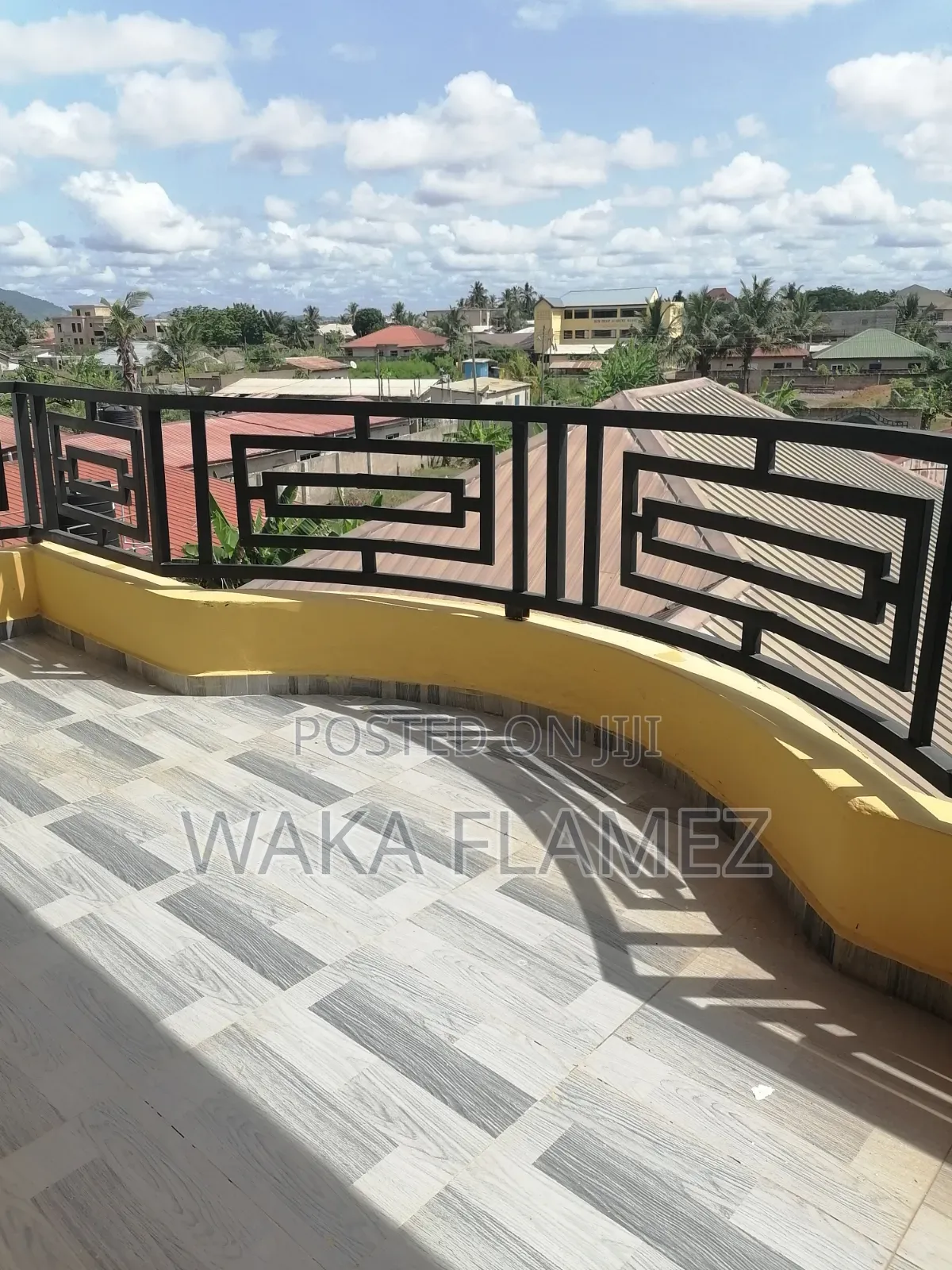 2bdrm Apartment in Medie Voltic Side, Amasaman for rent