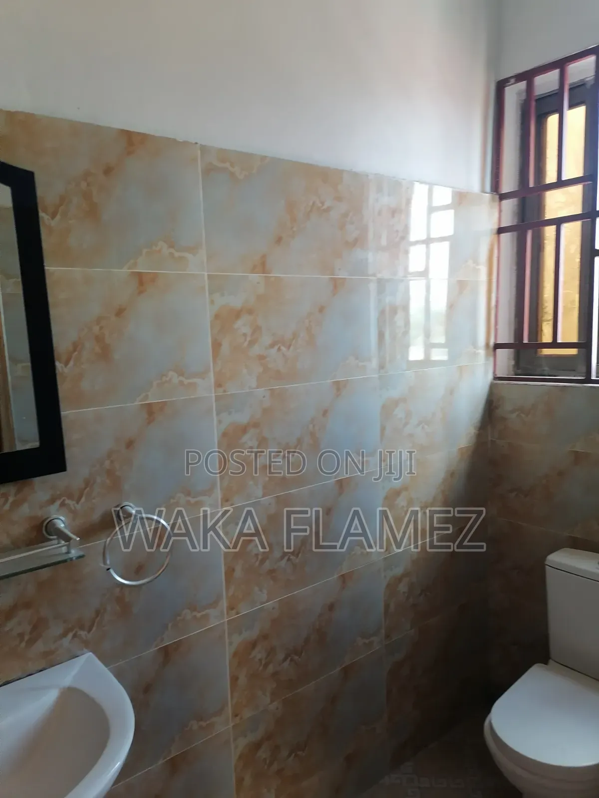 2bdrm Apartment in Medie Voltic Side, Amasaman for rent