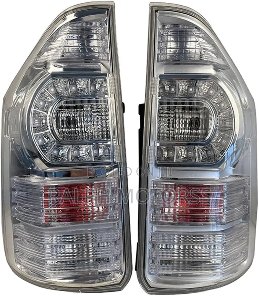 Toyota Voxy 2012 Taillights