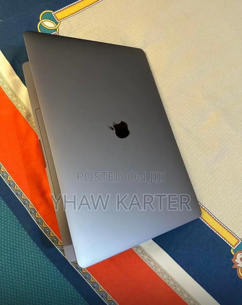 Laptop Apple MacBook Pro 16GB Intel Core i7 SSD 500GB