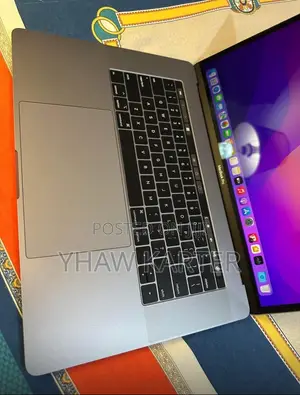 Laptop Apple MacBook Pro 16GB Intel Core i7 SSD 500GB