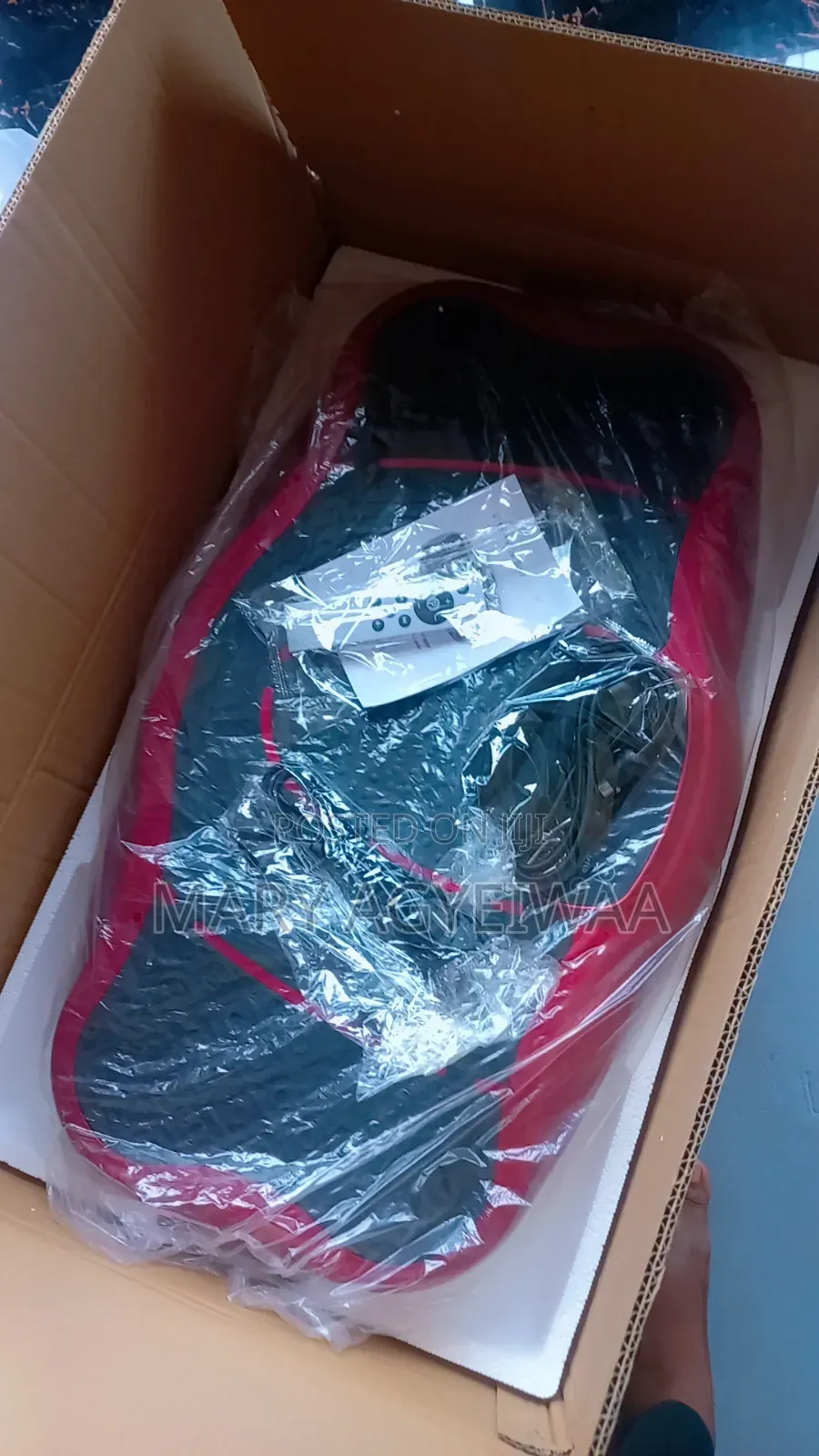 Ultra-Thin Vibration Plate With Inbuilt Bluetooth Speaker
