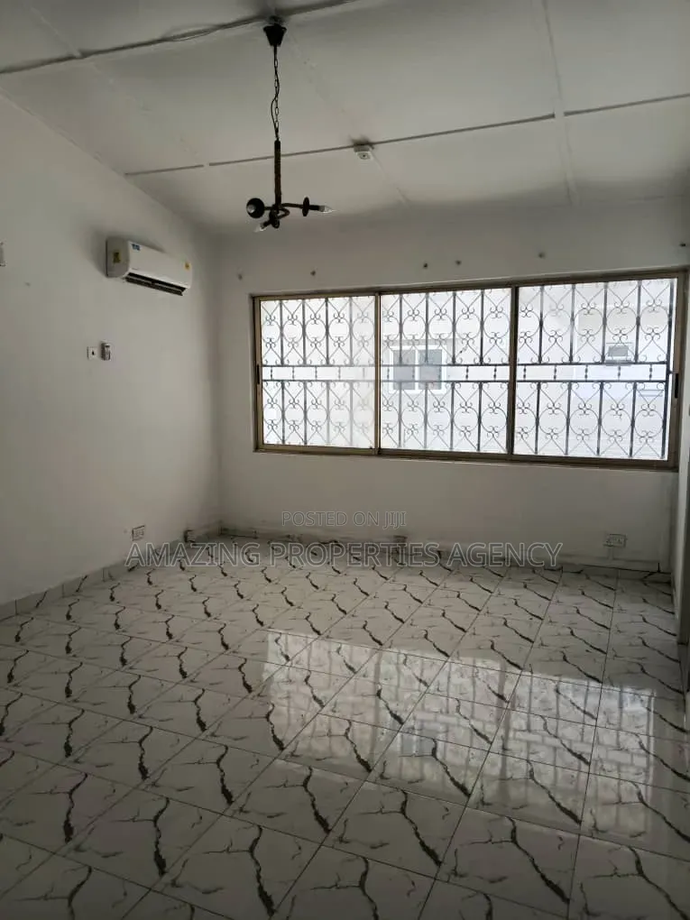 5bdrm House in Cantonment, US Embassy Area for rent
