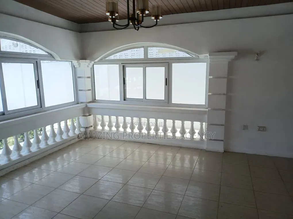 5bdrm House in Cantonment, US Embassy Area for rent