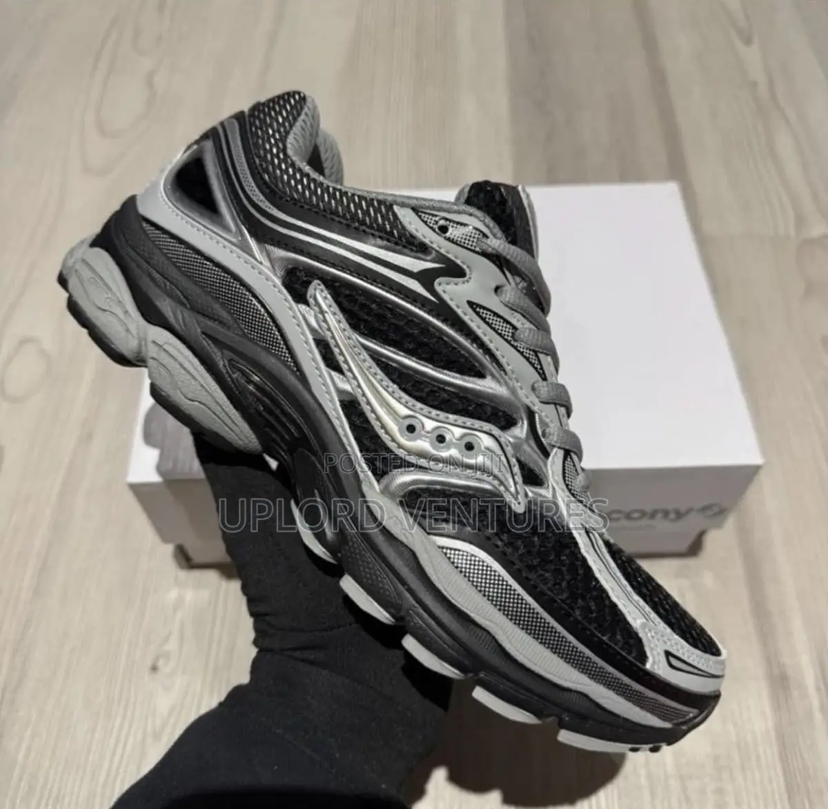 Saucony Progrid Omni 9