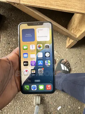 Apple iPhone XS Max 64 GB White