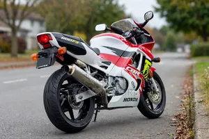 Honda CBR 2011 Red