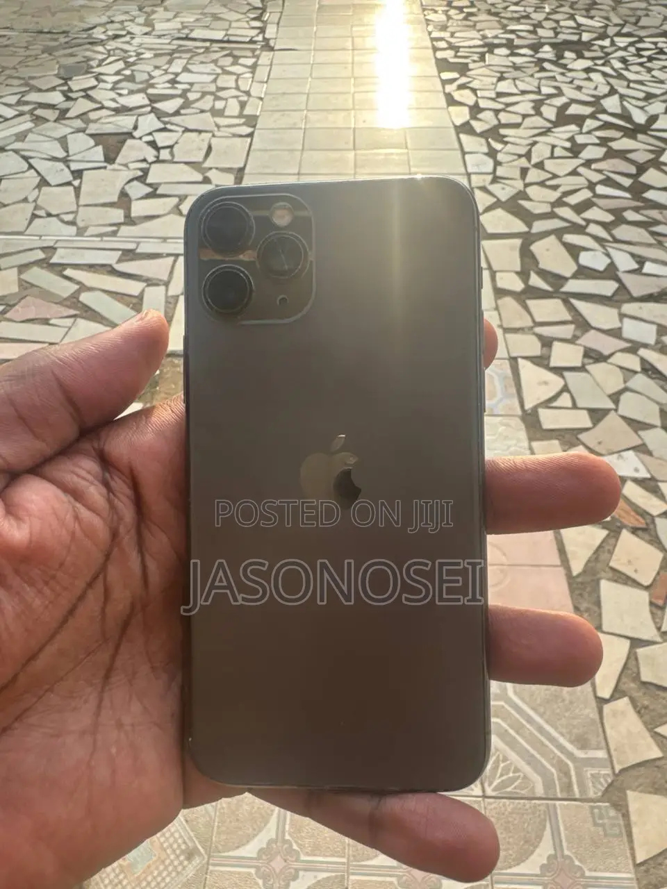 Apple iPhone 11 Pro 64 GB Gray