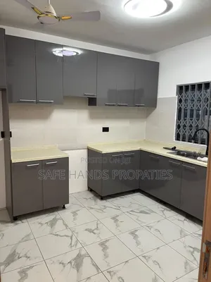 2bdrm House in East Airport, Accra Metropolitan for rent
