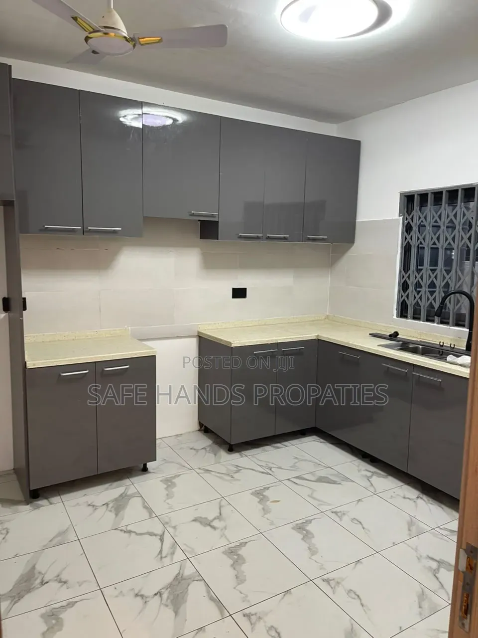 2bdrm House in East Airport, Accra Metropolitan for rent